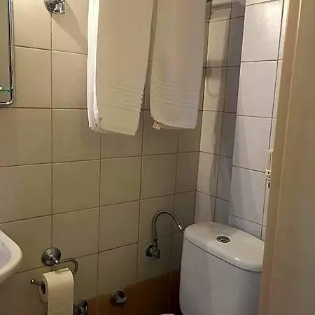 Orestion - Bike And Motorcycle Friendly 2* Kasztoriá