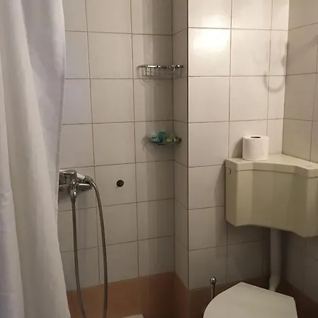 Szálloda Orestion - Bike And Motorcycle Friendly 2*